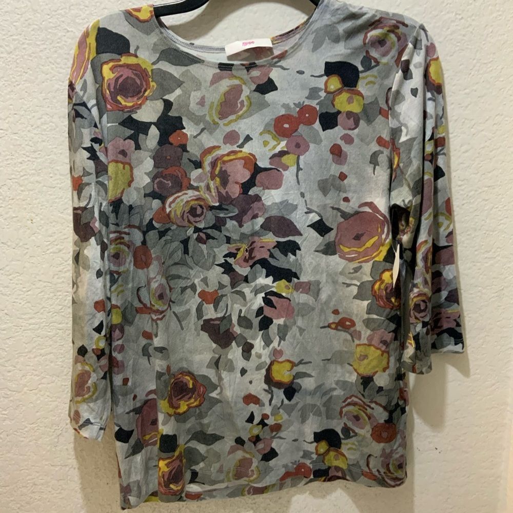 Leggiadro Womens Colorful Floral Top Size 3 (8-10) 3/4 Sleeve Super Soft Knit